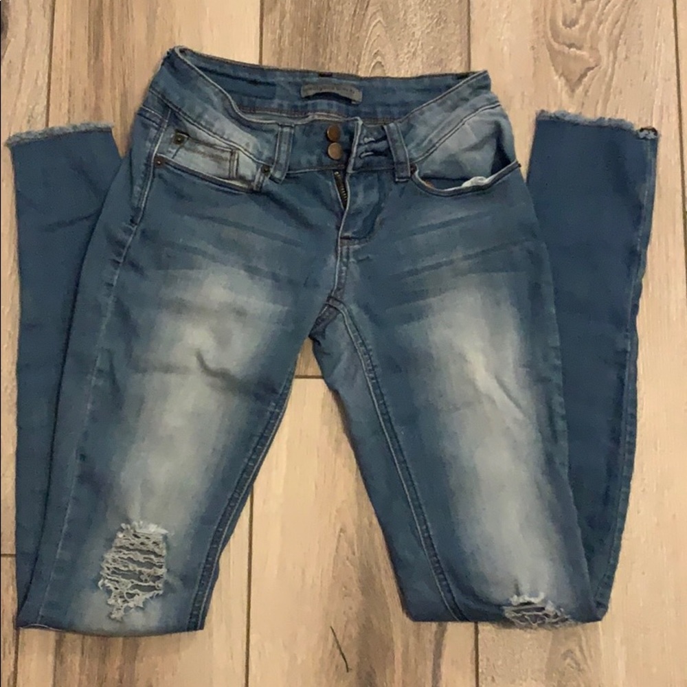Rue21 light wash jeans